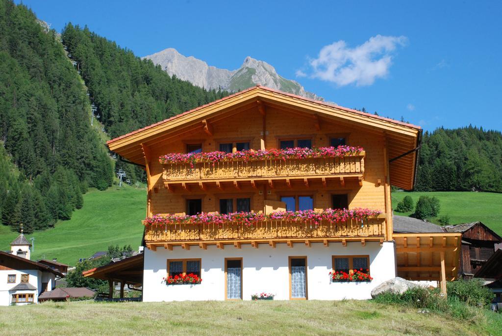 Haus Panoramablick Lägenhet Kals-am Großglockner Exteriör bild